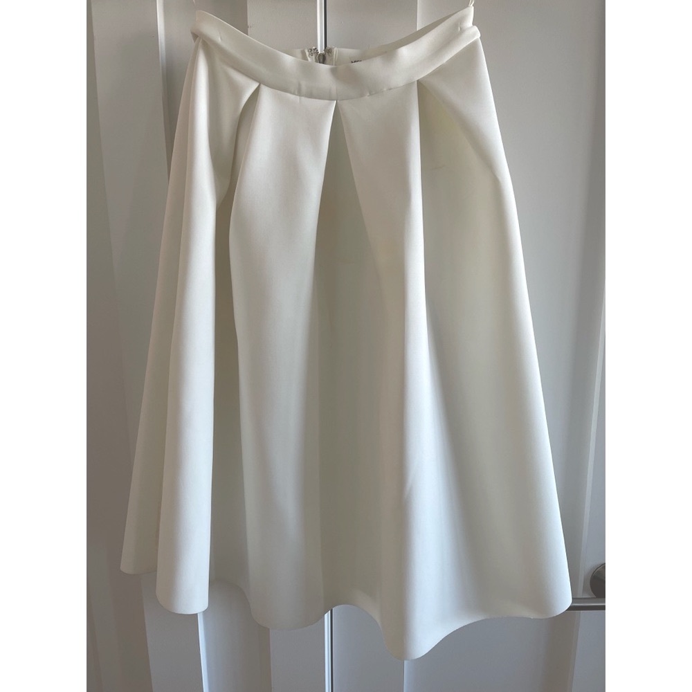White swing skirt